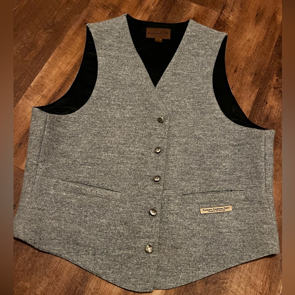 Men’s Pendleton Vest